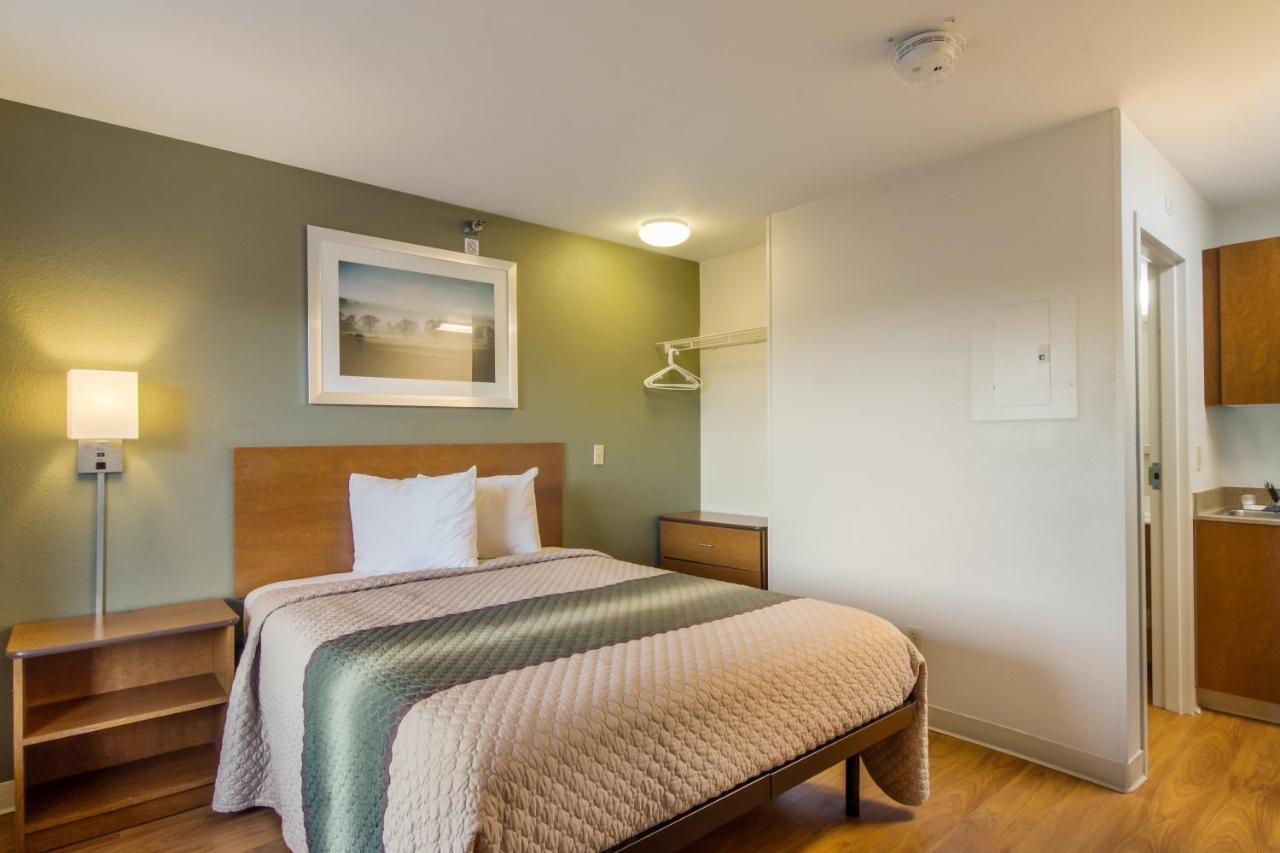 Hometowne Studios By Red Roof Denver - Glendale/ Cherry Creek Εξωτερικό φωτογραφία