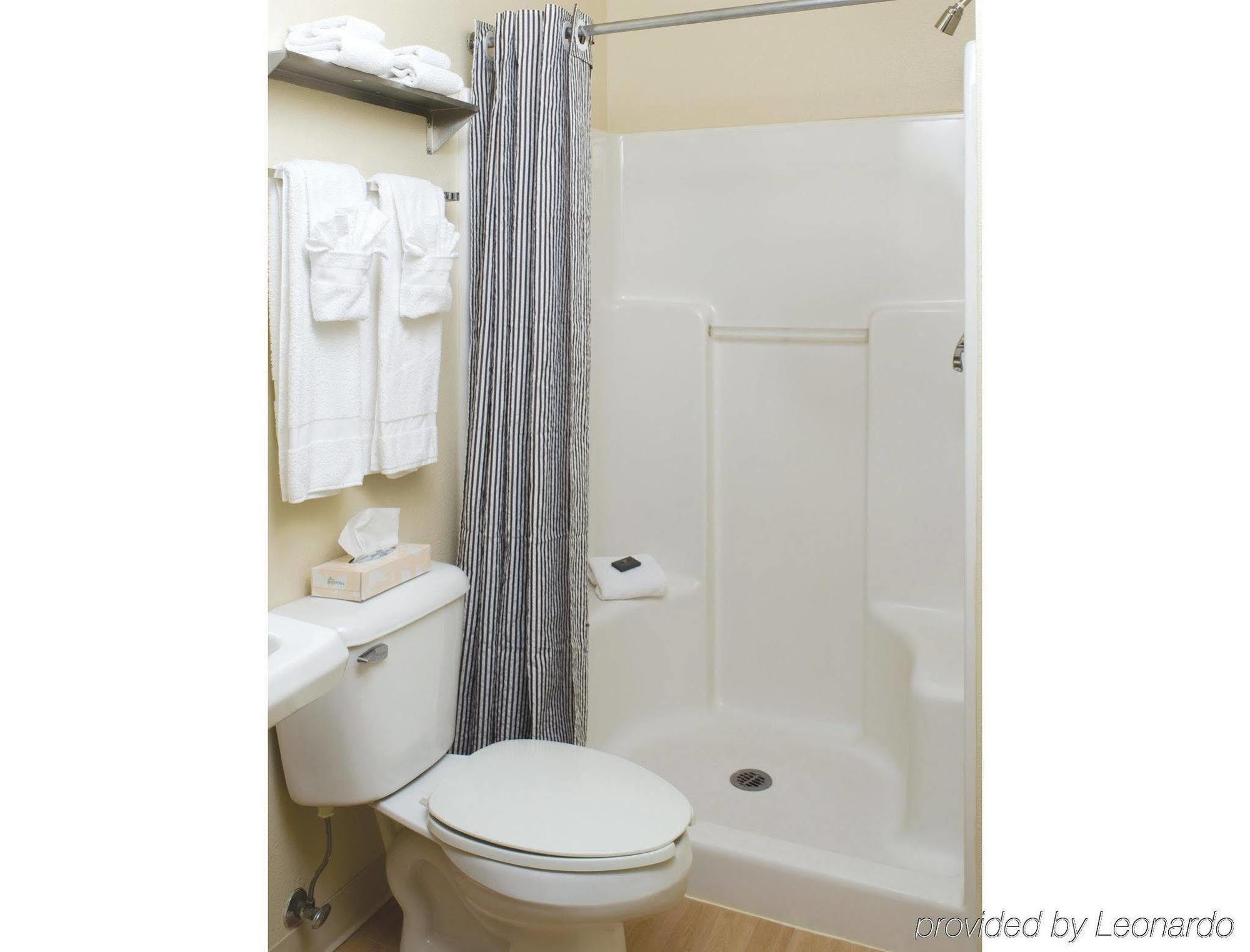 Hometowne Studios By Red Roof Denver - Glendale/ Cherry Creek Εξωτερικό φωτογραφία